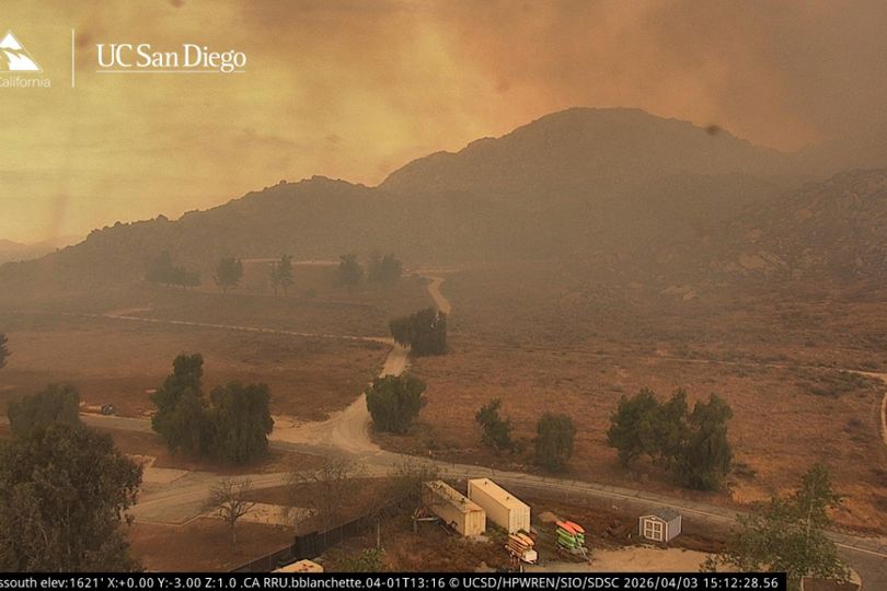 Fast-moving wildfire erupts in Southern California as residents near Moreno Valley flee for their lives<br><br>