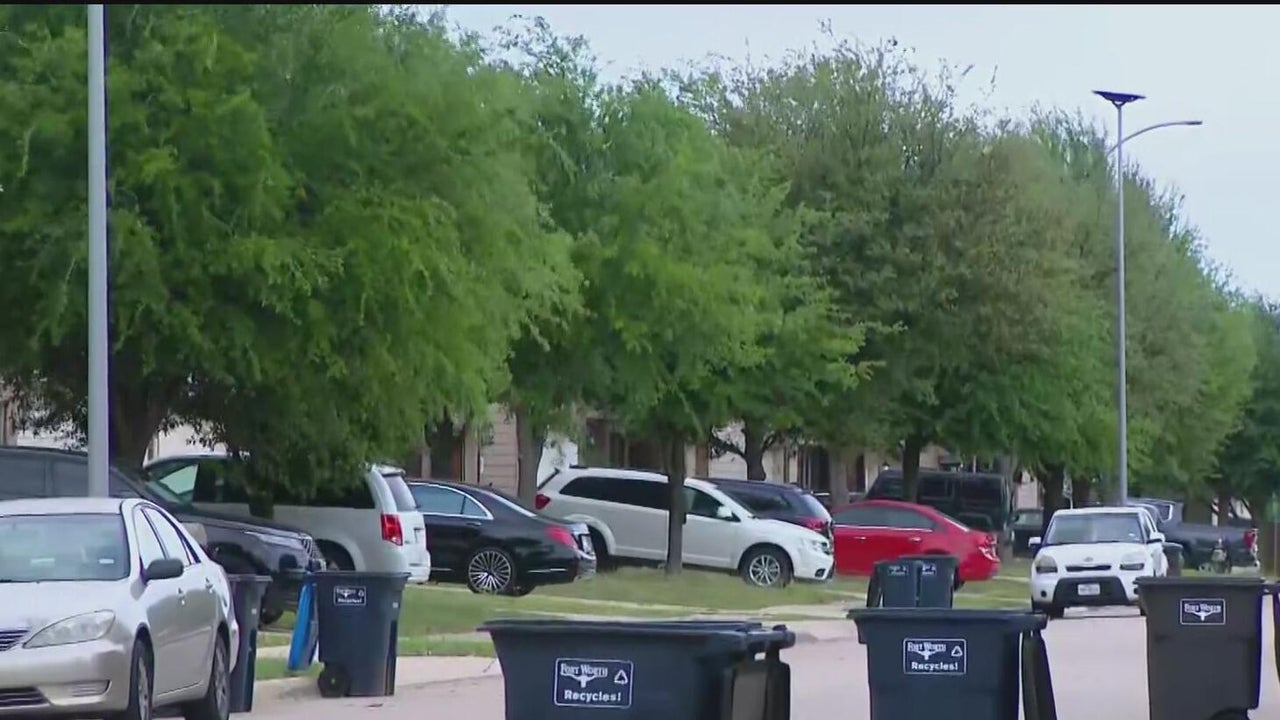 Police still searching for suspects after 14-year-old stabbed in south ...