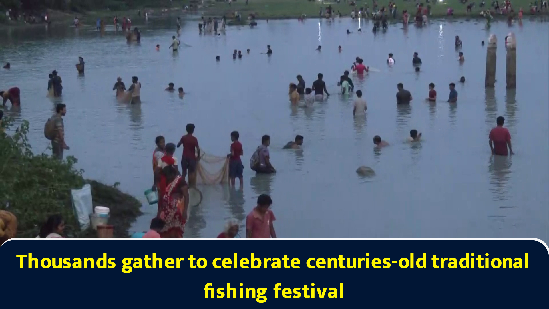Thousands gather to celebrate centuries-old traditional fishing festival