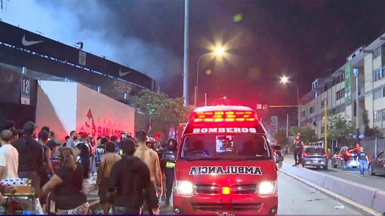Image for Tragedy at Peru stadium: 1 killed, dozens injured before derby rally