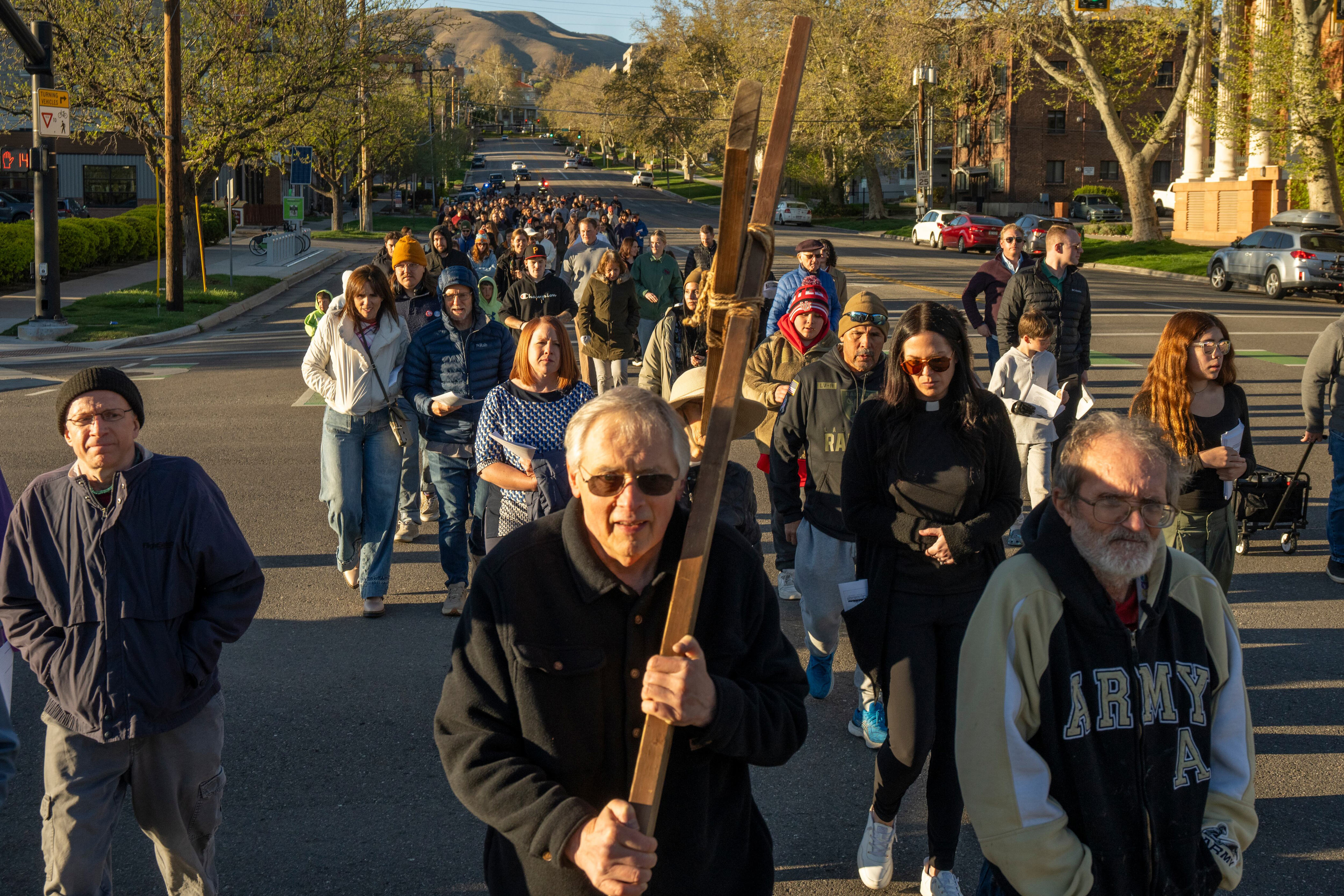 Utah Christians take to the streets — not in protest but in reverence