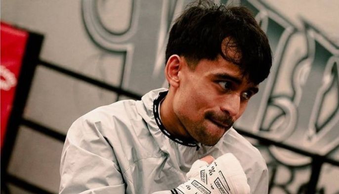 Jimuel Pacquiao disposes of foe in two rounds for first pro win