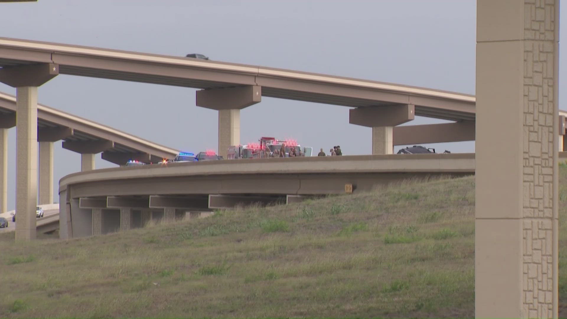 Fatal crash causes lane closures on SH 45, SH 130 in southeast Travis ...
