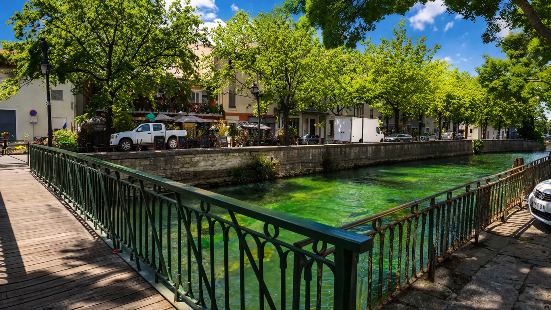 L'Isle-sur-la-Sorgue: Wandel door een sfeervol dorp in de Provence (4K)