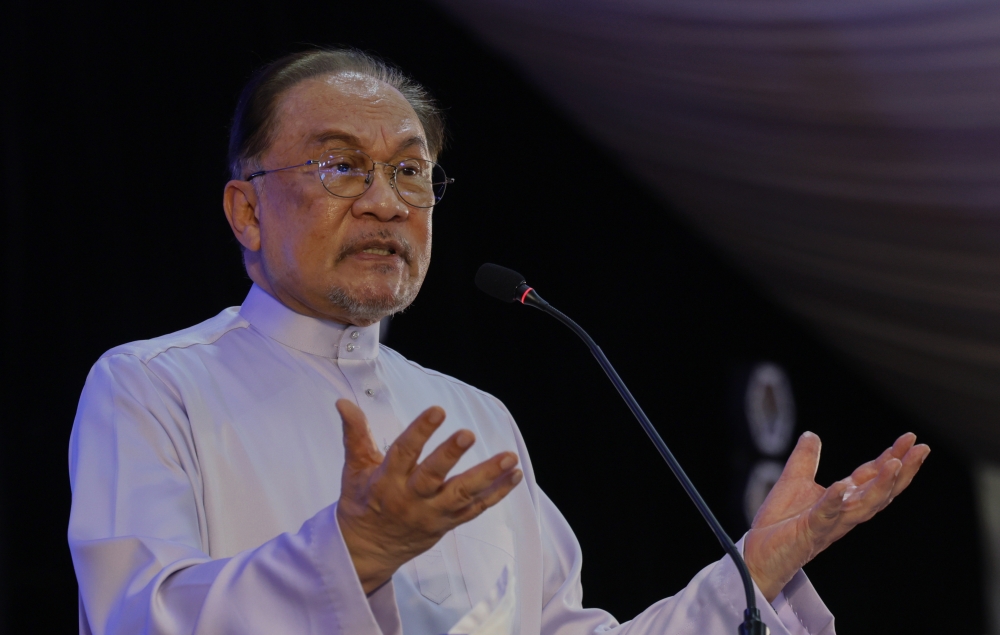Anwar says large projects on hold amid rising costs, but rakyat-focused ...
