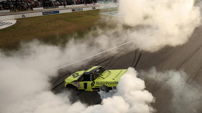 Corey Heim sigue imparable con su victoria en la NASCAR Truck Series en ...