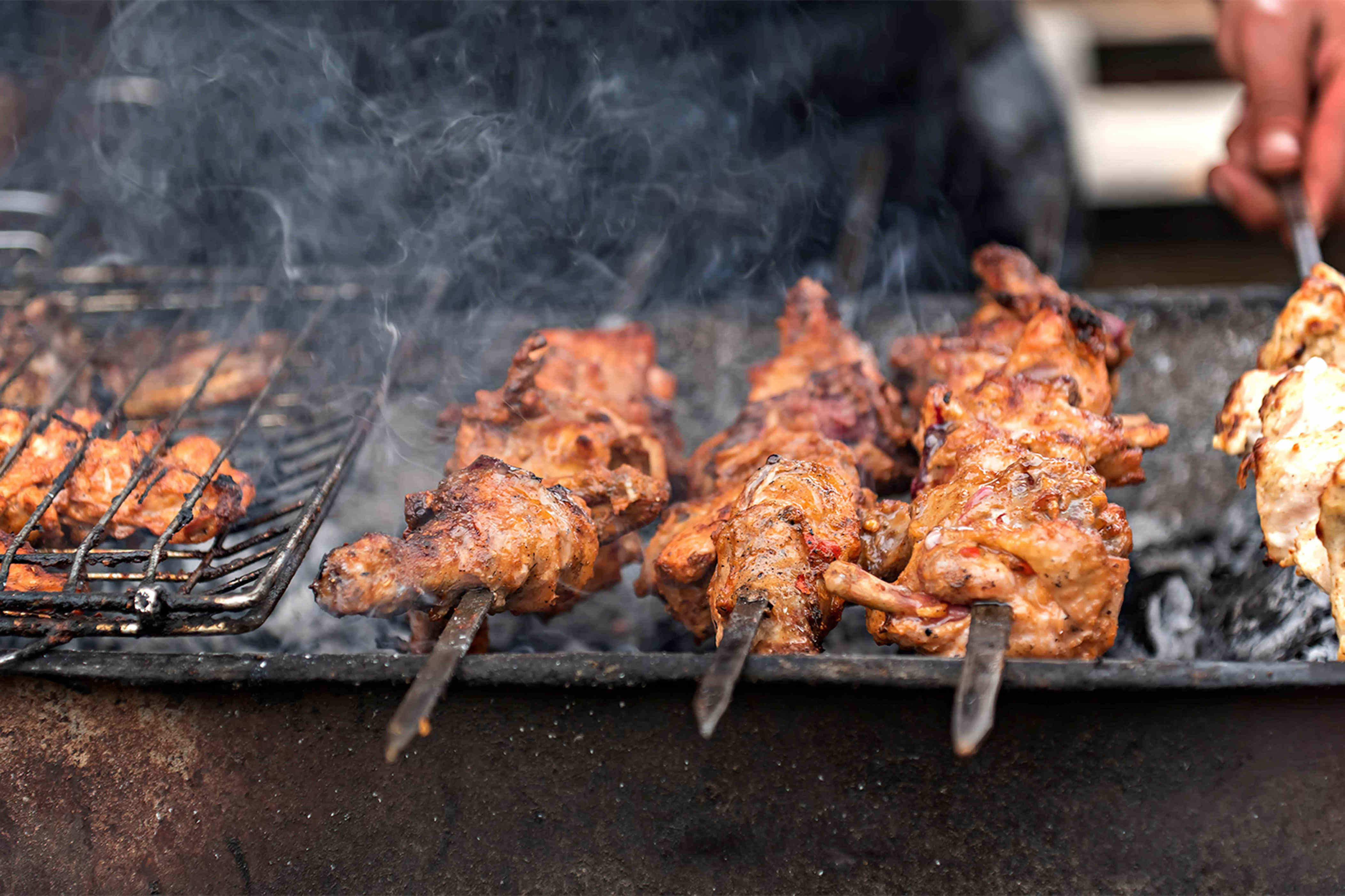 I asked chefs how they avoid overcooking meat and veggies — these hacks ...