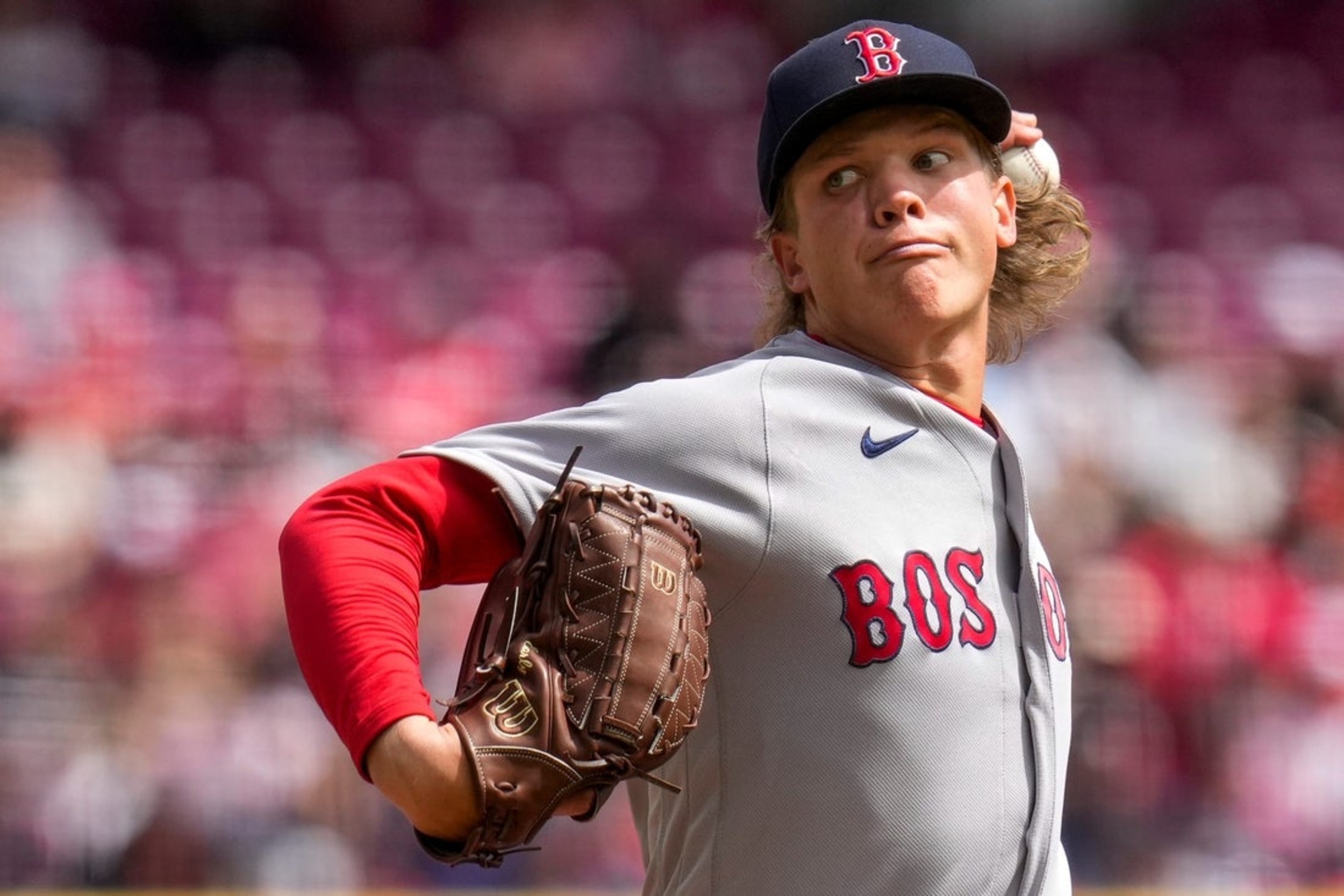 Forward-thinking Red Sox take momentum into series vs. Cardinals