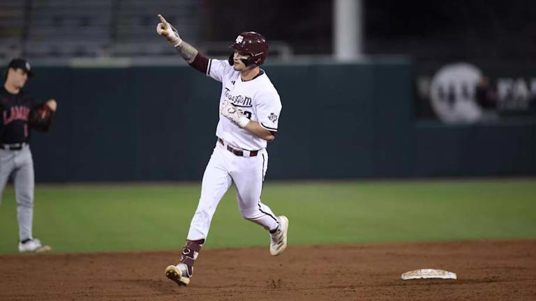 No. 18 Texas A&M vs. No. 2 Texas Longhorns, game 2: box score, game log