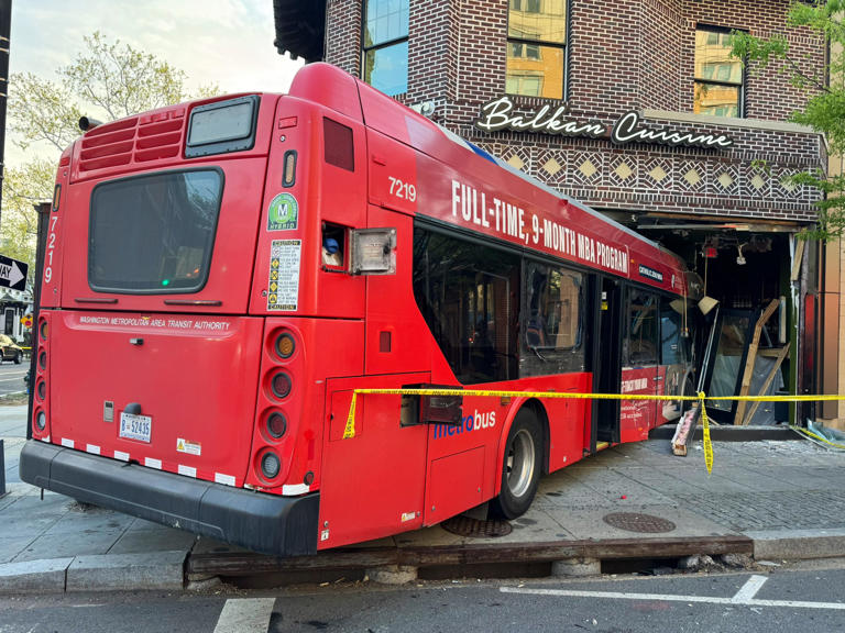 Metrobus slams into DC restaurant, injuring 3 people