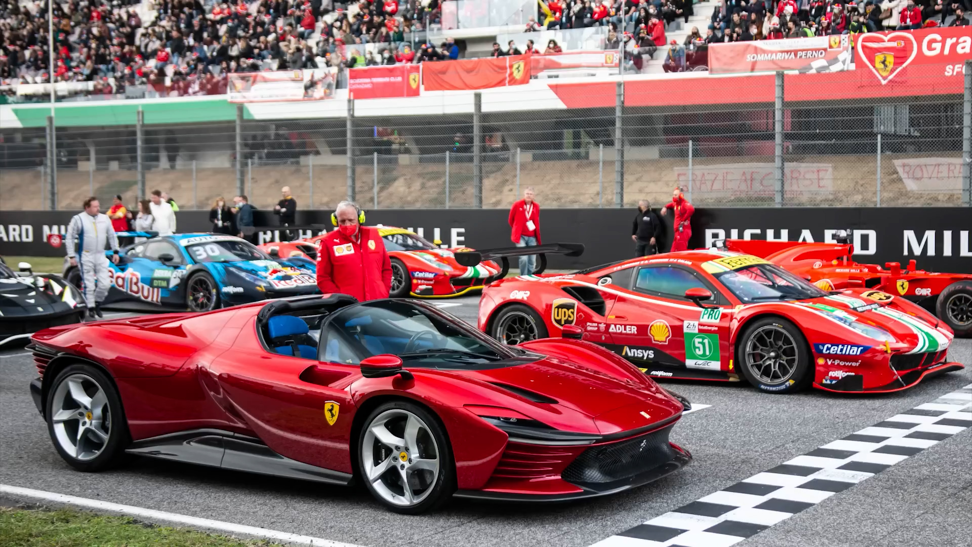Ferrari Daytona SP3 first look at the Icona Series hypercar
