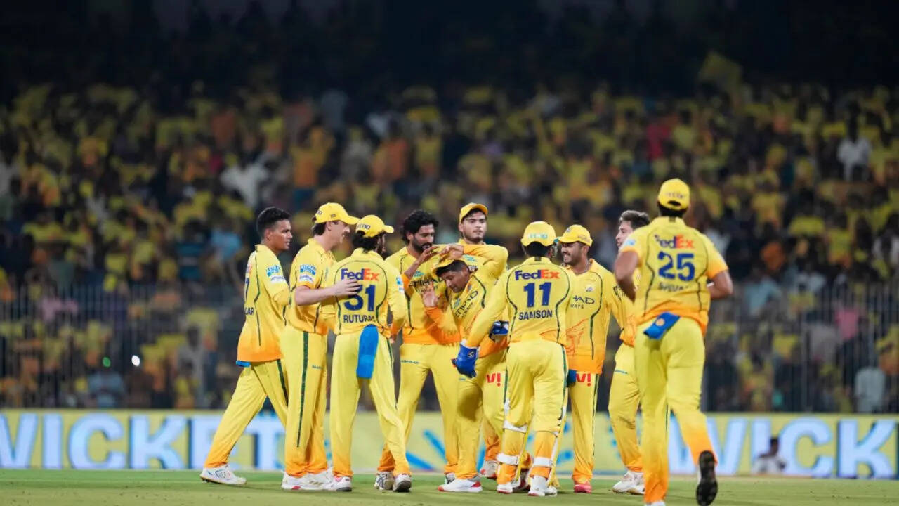 What is CSK’s biggest concern in IPL 2026? Gavaskar issues massive warning