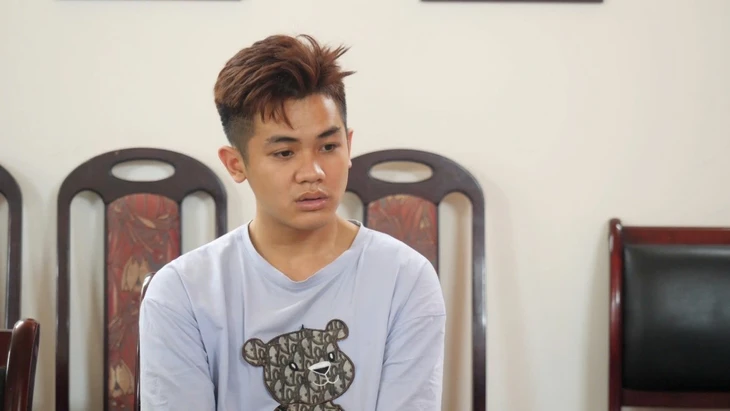 3 thanh thiếu niên cướp túi xách của cụ bà gần 100 tuổi ngồi xe lăn