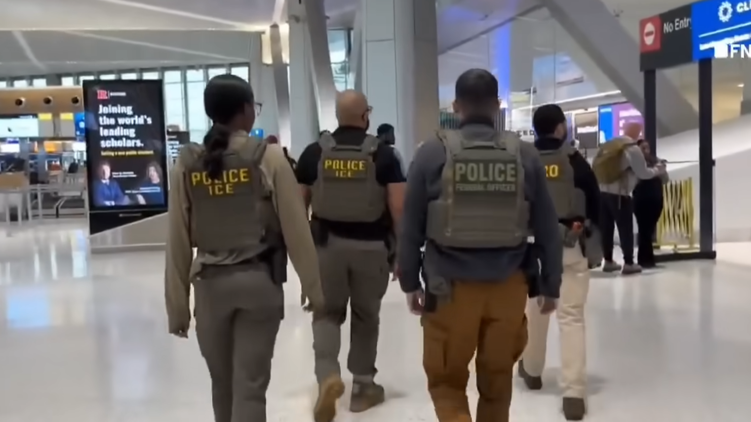 Trump deploys ICE to airports - Democrats have no way out
