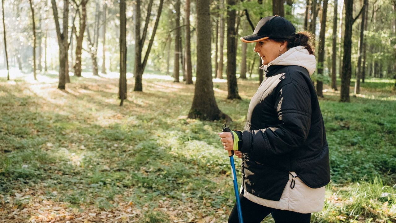 A PT says metabolic walking is better than running for burning calories ...