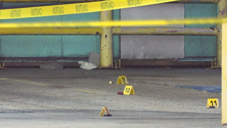 Man killed in shooting outside Gulf Freeway club in southeast Houston