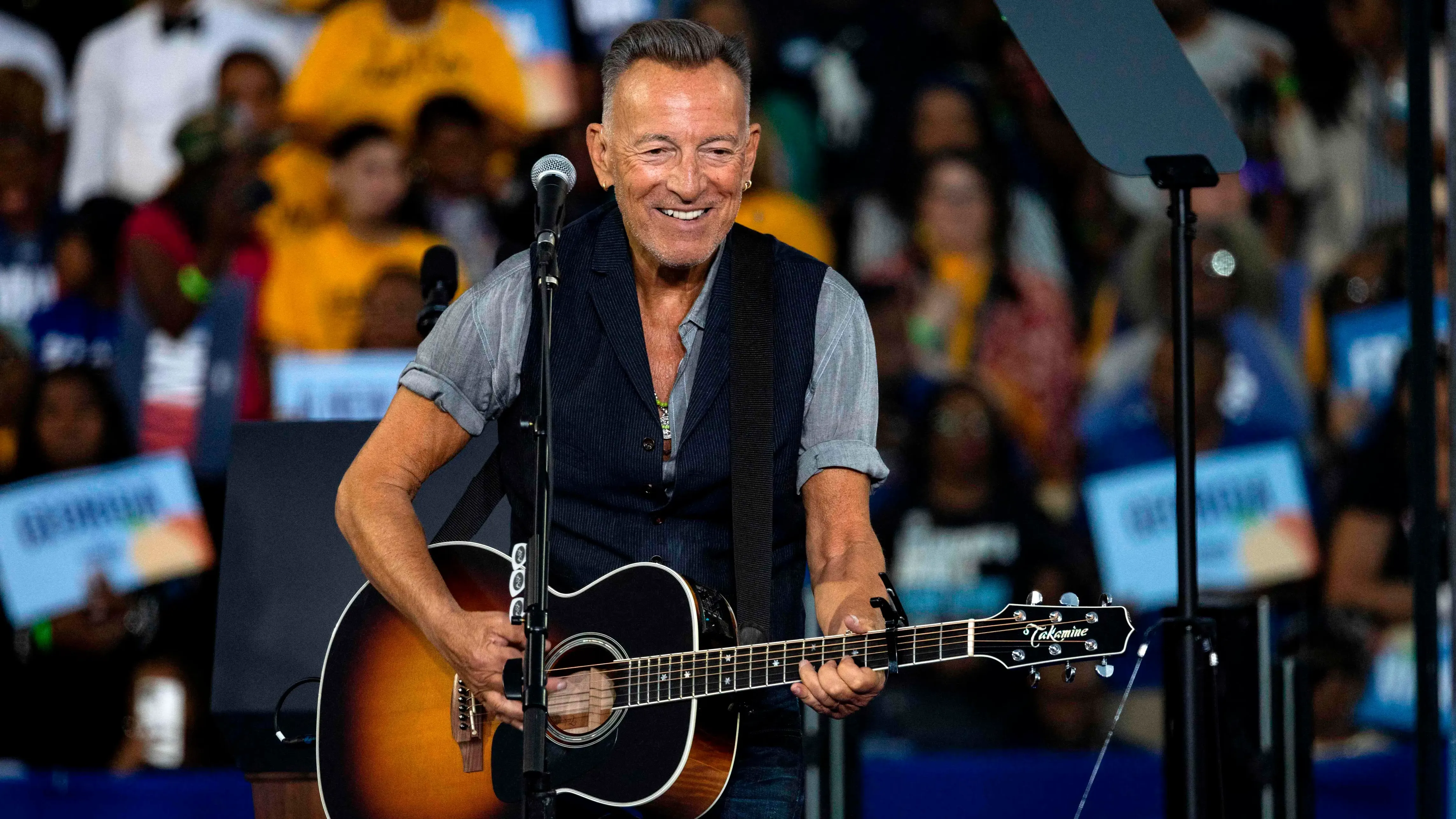 Bruce Springsteen kritiseret som 'forræder' efter kritik af USA til koncert