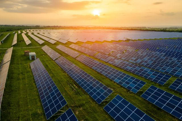 Experts predict 2026 to be a 'big year' for solar throughout America's ...