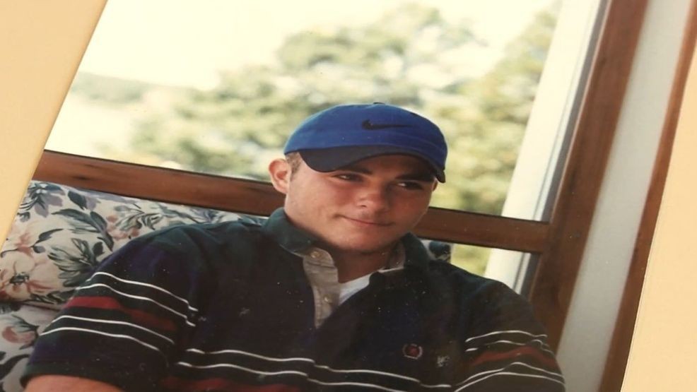 Police renew call for tips in 1998 Portland stabbing death as case ...