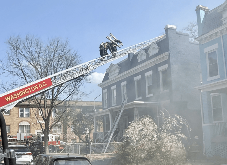 Firefighter hurt, 3 displaced in Northwest DC rowhouse fire