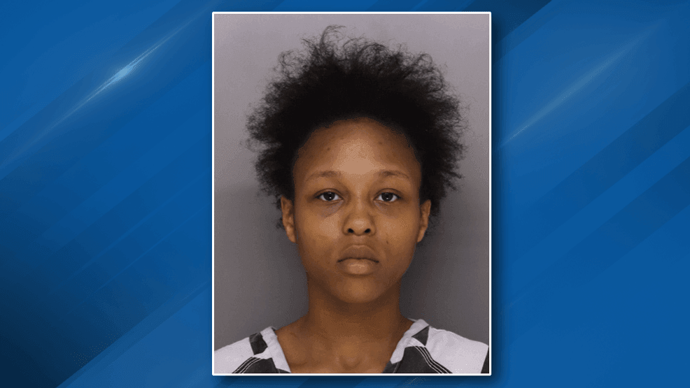 Woman arrested after police say she threw knives at boyfriend