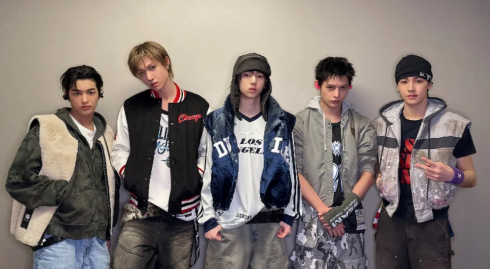 CORTIS vượt mốc 1,2 triệu đơn đặt trước với mini album mới