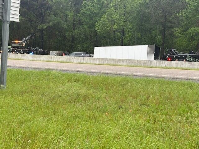 2 injured after tractor-trailer catches fire on Interstate 20