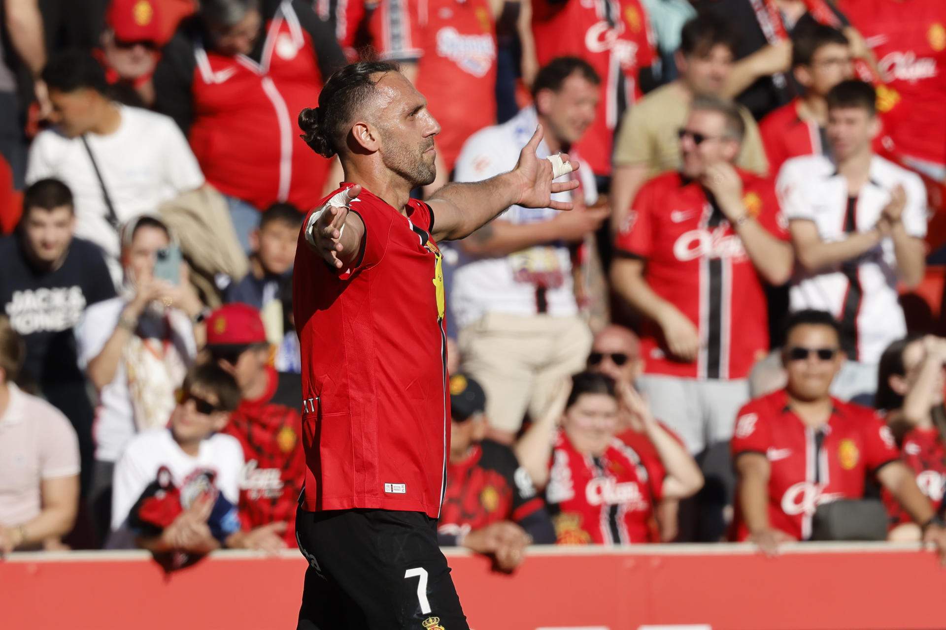 El Mallorca hunde al Real Madrid en el tiempo añadido (2-1) y deja la ...