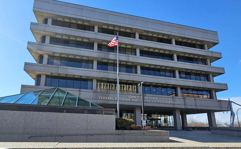 Akron meth dealer sentenced to more than 27 years in prison