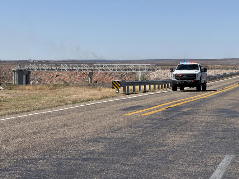 Evacuations lifted in Bugbee as grassfires burn near Lake Meredith