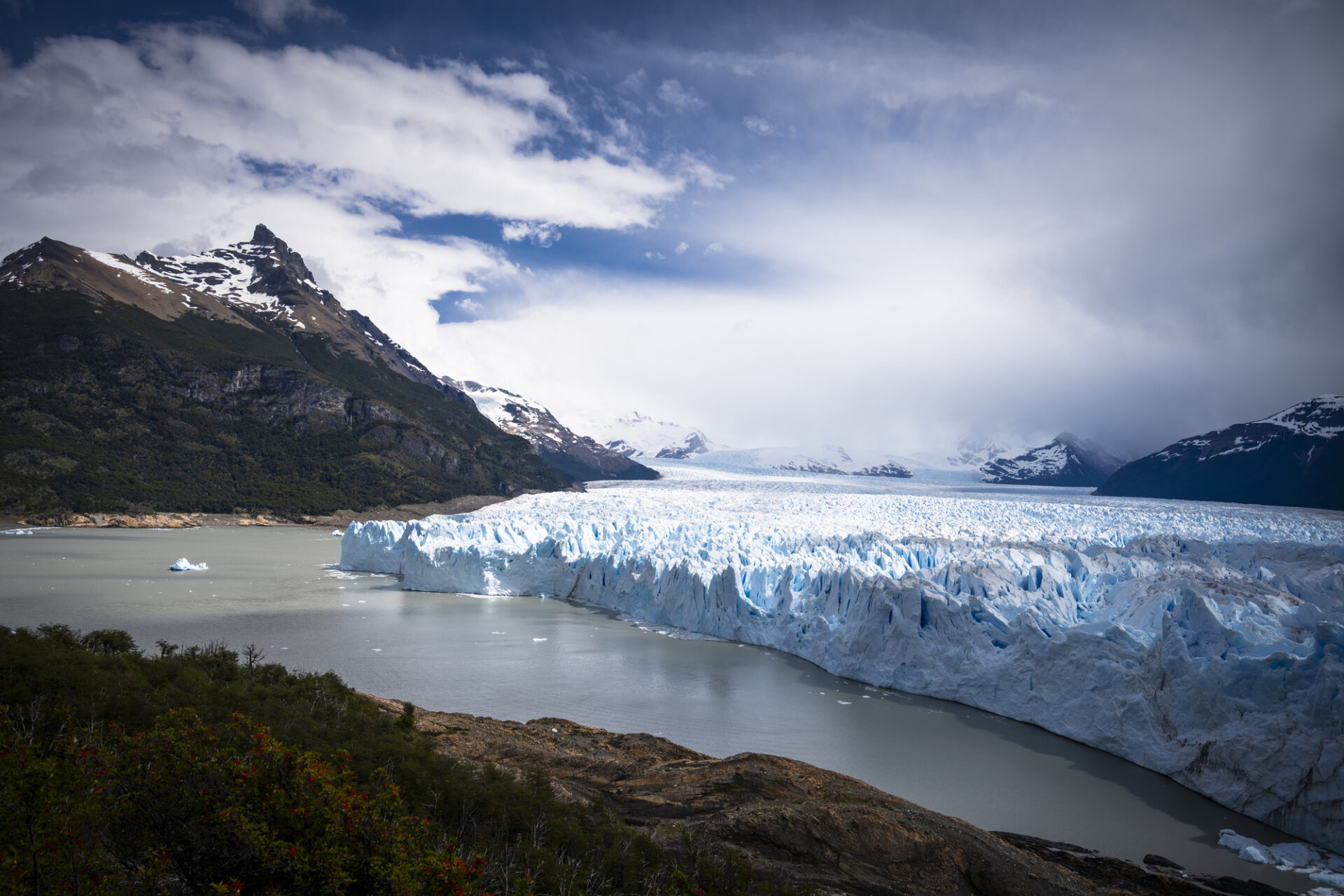 Reforma de Milei sobre glaciares desata la polémica en Argentina