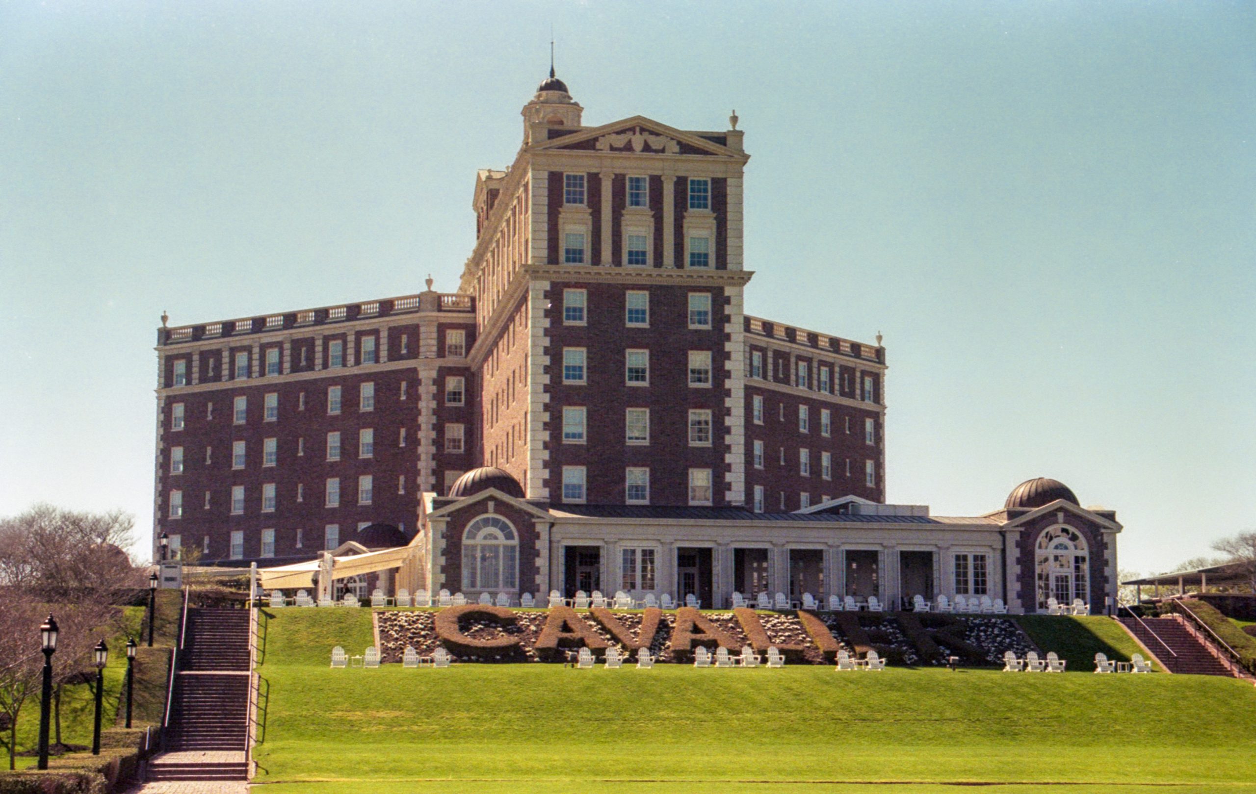 16 beautiful historic hotels in the American South