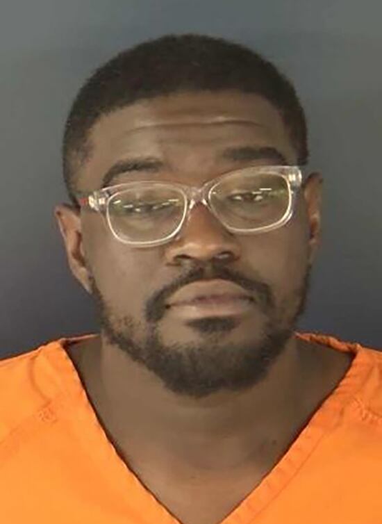 Sarasota man arrested on drug trafficking charges after probation search