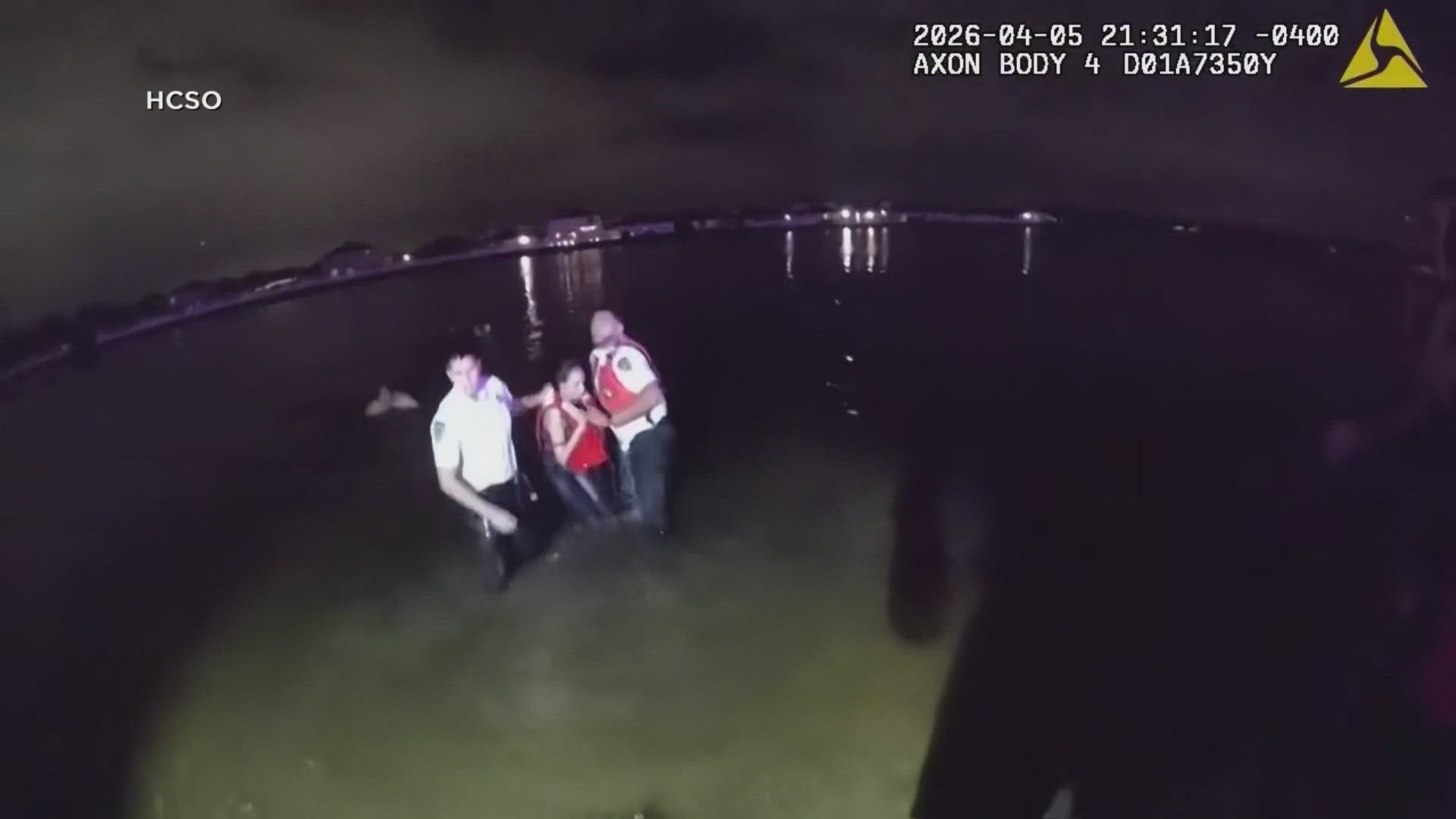 Daring rescue: Deputies save driver from submerged car in retention pond