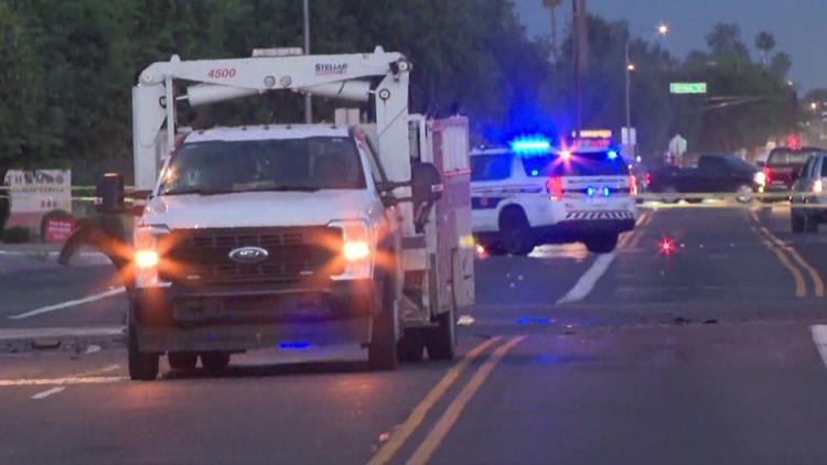 Man dead after motorcycle crash in central Phoenix
