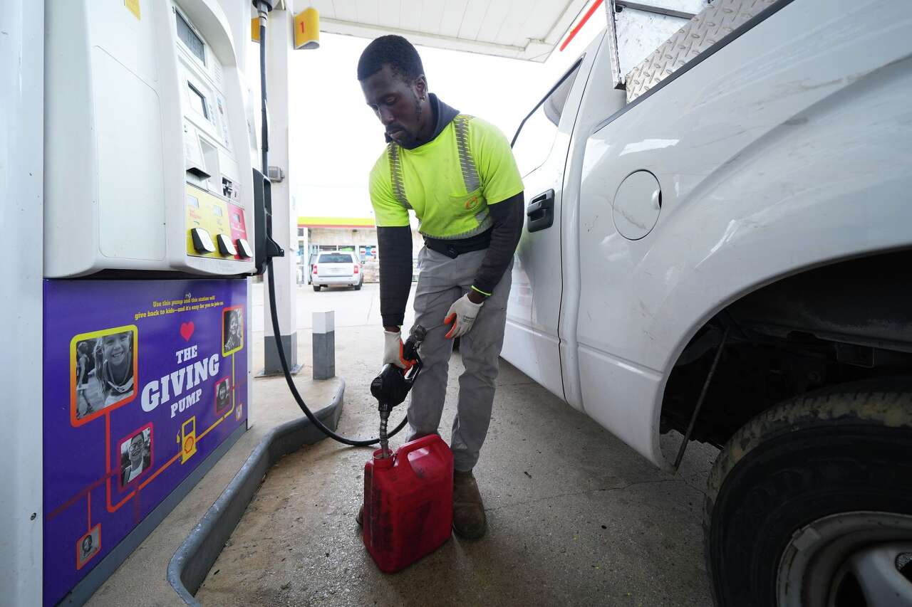 Texas gas prices keep climbing as Iran war continues; diesel hits all ...