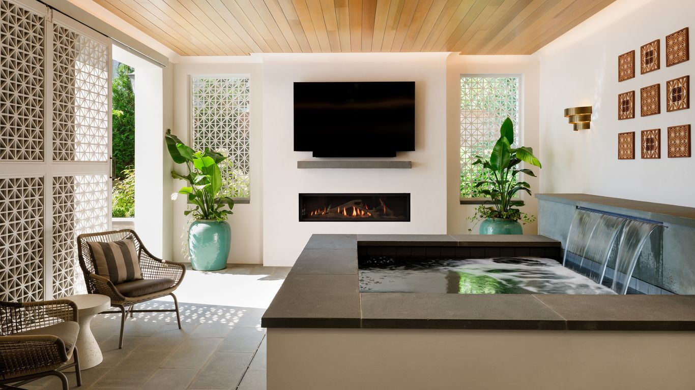 A Chevy Chase home ready for spring entertaining