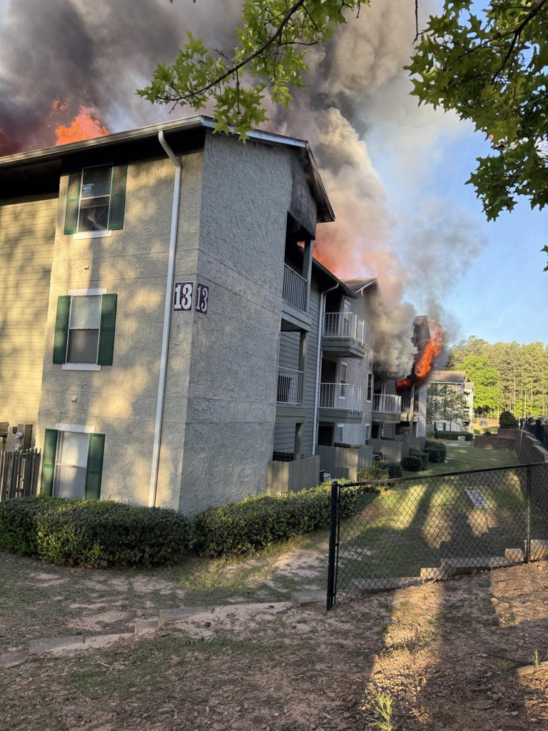 36 displaced after massive fire rips through Clayton County apartment ...