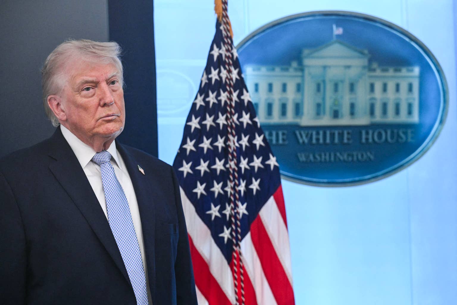 Mysterious trader buys millions ahead of Trump's White House meeting