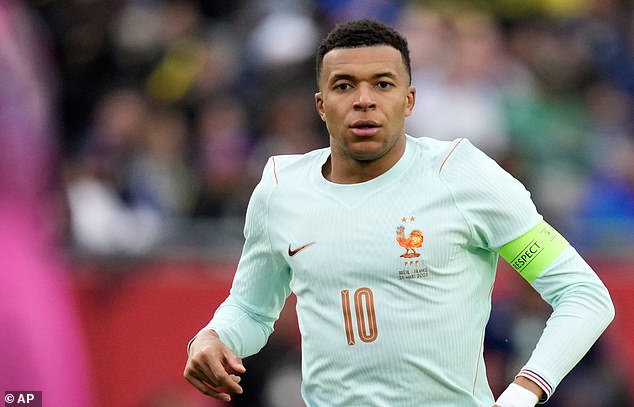 Nike admit 'bulging' £135 England World Cup kit has Star Trek problem ...