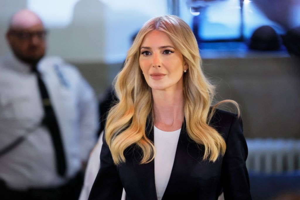 Ivanka Trump rompe en lágrimas al hablar de la muerte de su madre y el ...