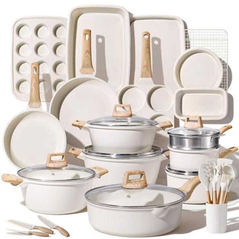 Deal of the day: This all-inclusive Carote cookware set is 60% off