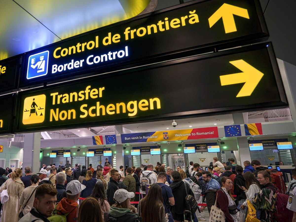 Canadians travelling to Europe to submit biometric data as new border ...