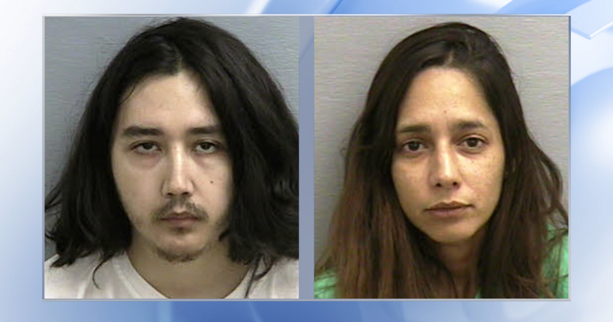 Deputies: Lee County couple accused of selling fentanyl with child present