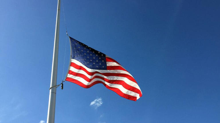 Missouri gov. orders flags to half-staff to honor fallen officer