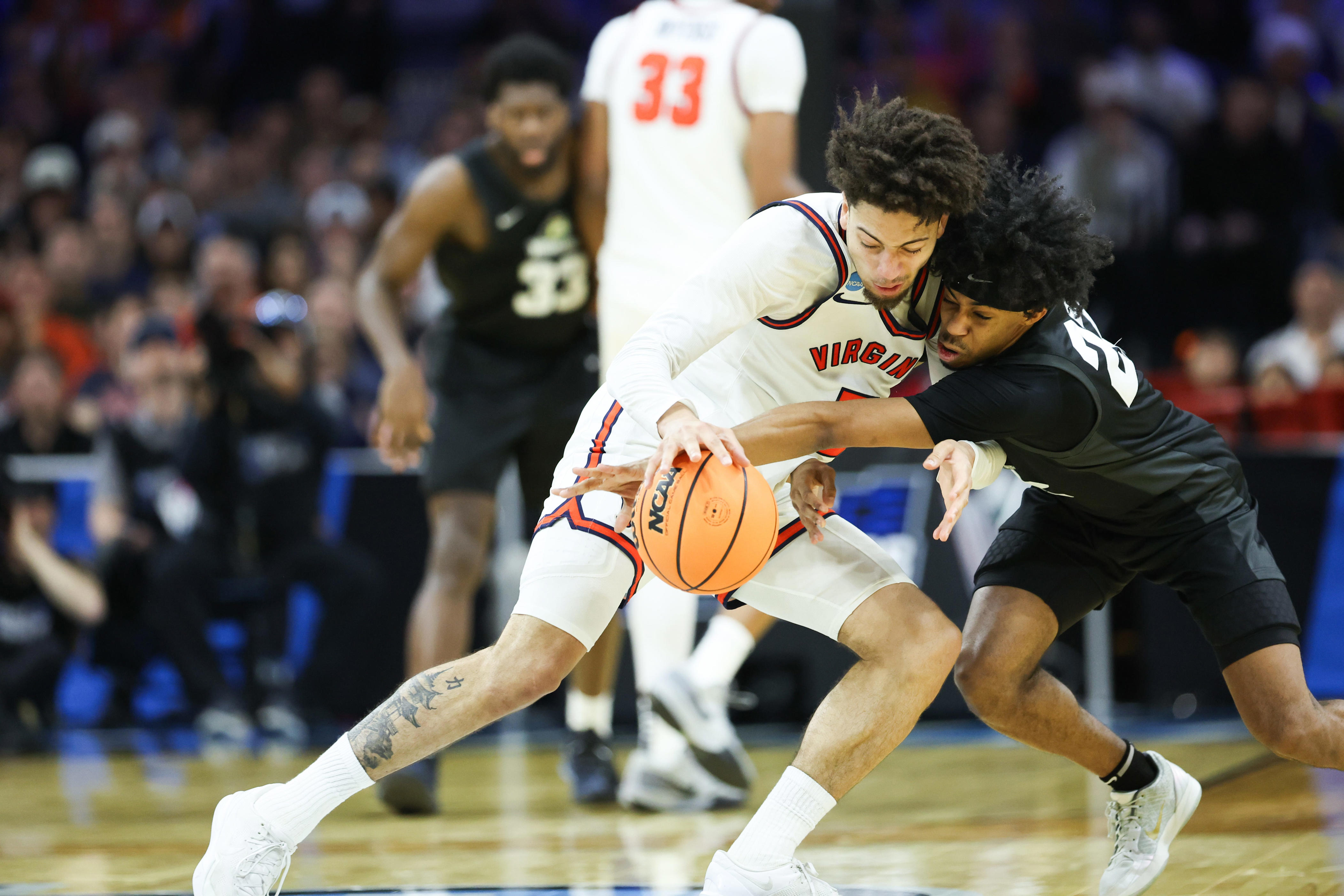Washington basketball eyeing stout Wright State defender