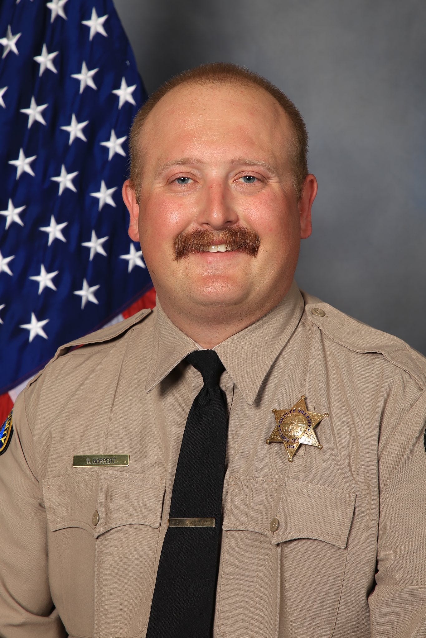 Tulare County rallies for family of slain Deputy Randy Hopper