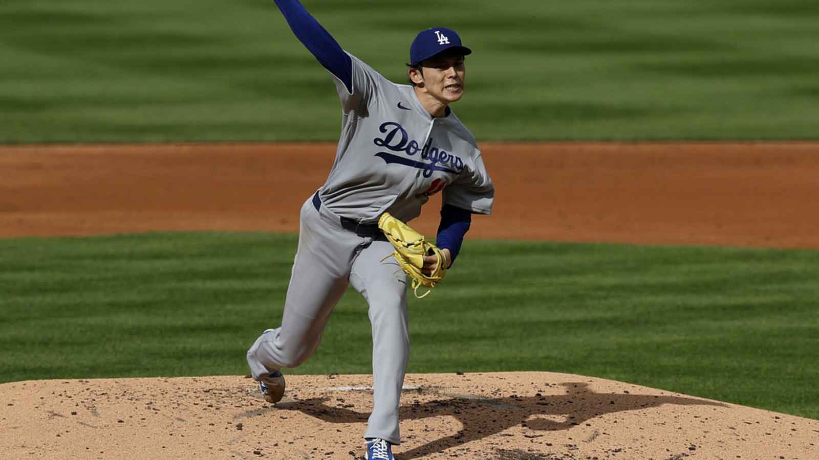 Dodgers’ Dave Roberts makes Roki Sasaki’s role clear when Blake Snell returns<br><br>