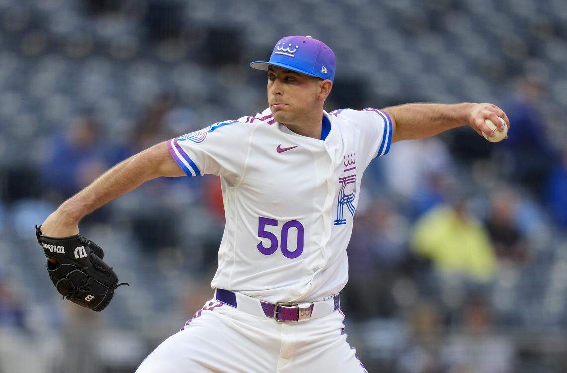 Pitcher's career night powers Royals to shutout of White Sox. Check out ...