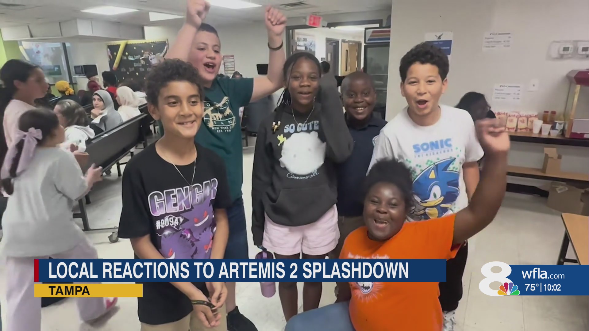 Young science students gather to watch Artemis II splashdown